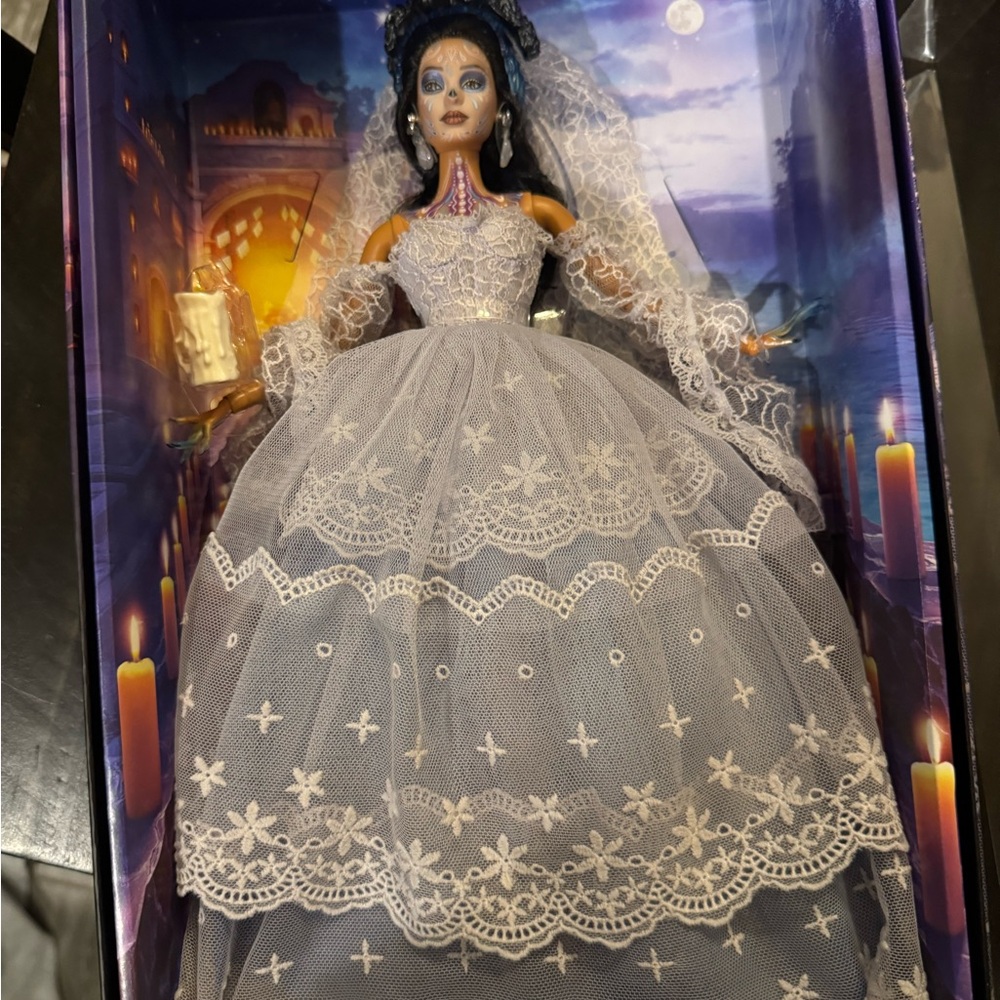 Mattel Barbie Dia de Los Muertos La Llorona